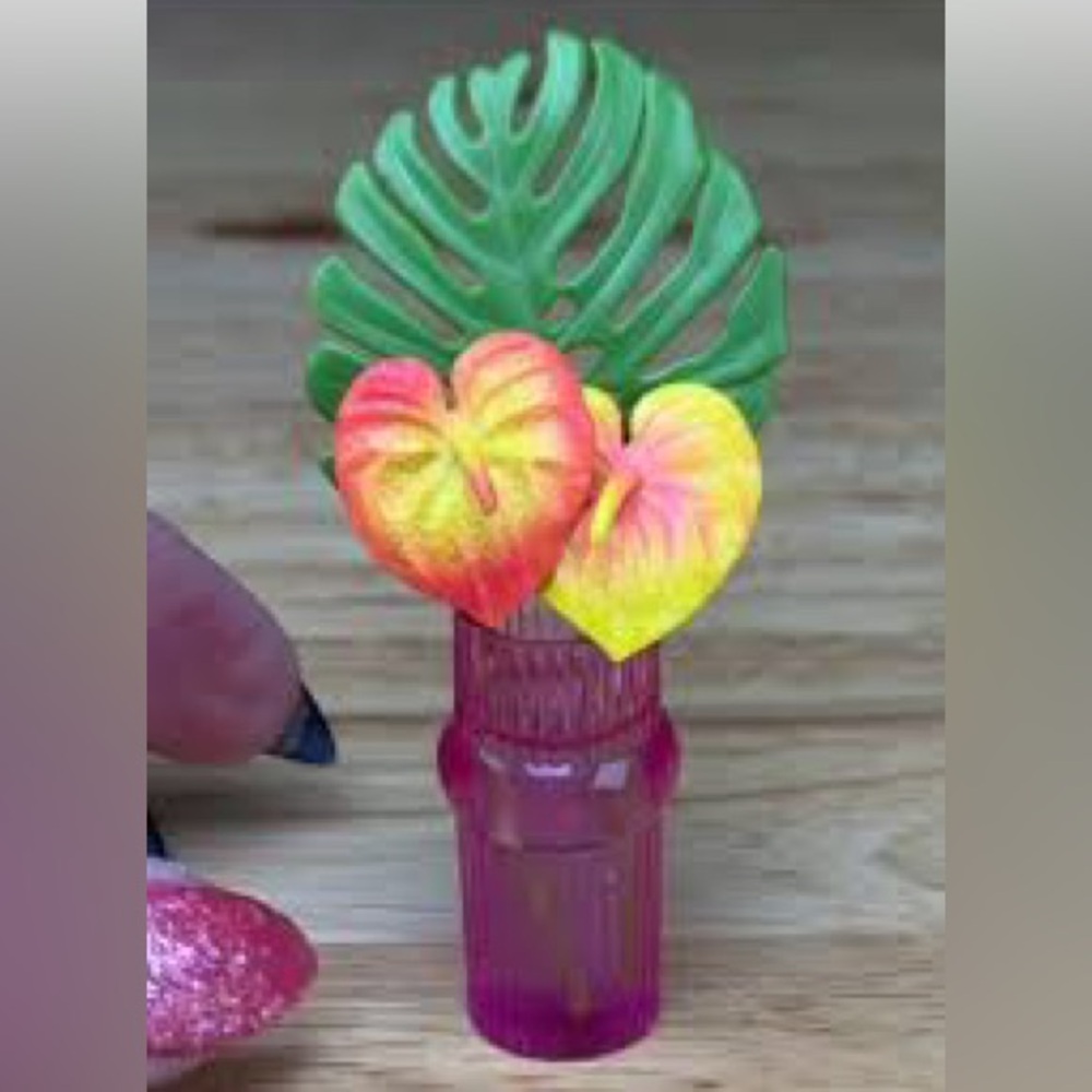 NEW MGA Miniverse Make It Mini Lifestyle Flamingo Lilies